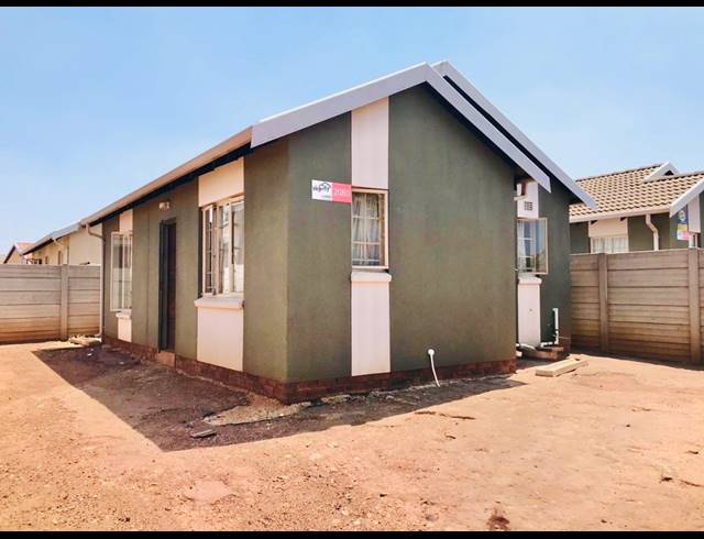 2 BEDROOM FREEHOLD FOR SALE IN SKY CITY